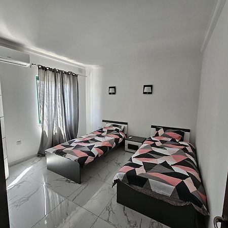 2 Bedroom Apartment In Bugibba St. Paul's Bay Exteriör bild