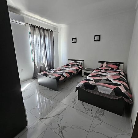 2 Bedroom Apartment In Bugibba St. Paul's Bay Exteriör bild